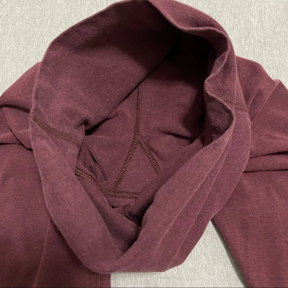 Lululemon Crop Maroon Burgundy Yoga Leggings 2